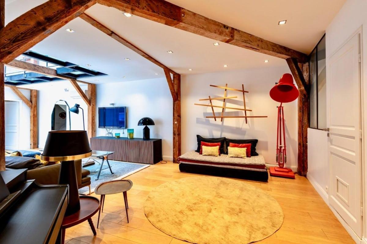 8 - Opera - Rue Constantinople - Duplex 8 Pieces Apartment