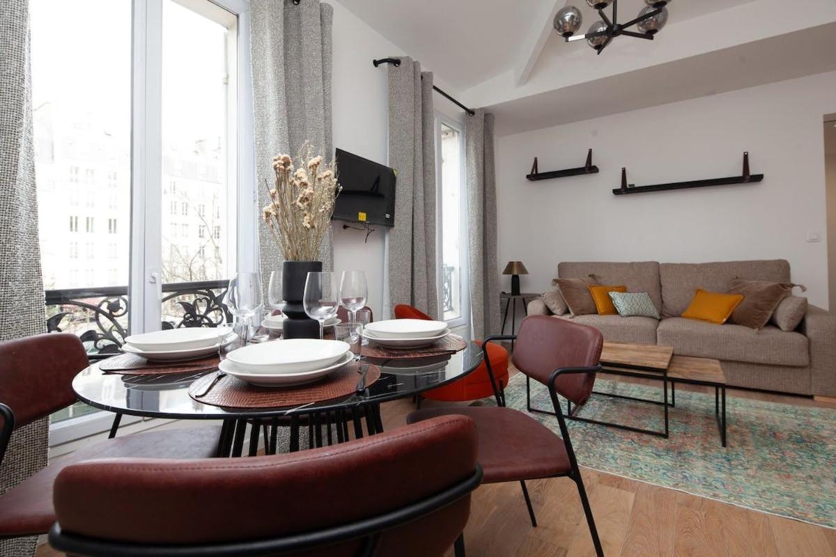 15 - Tour Montparnasse - Bd Pasteur - 2 Pieces * Paris