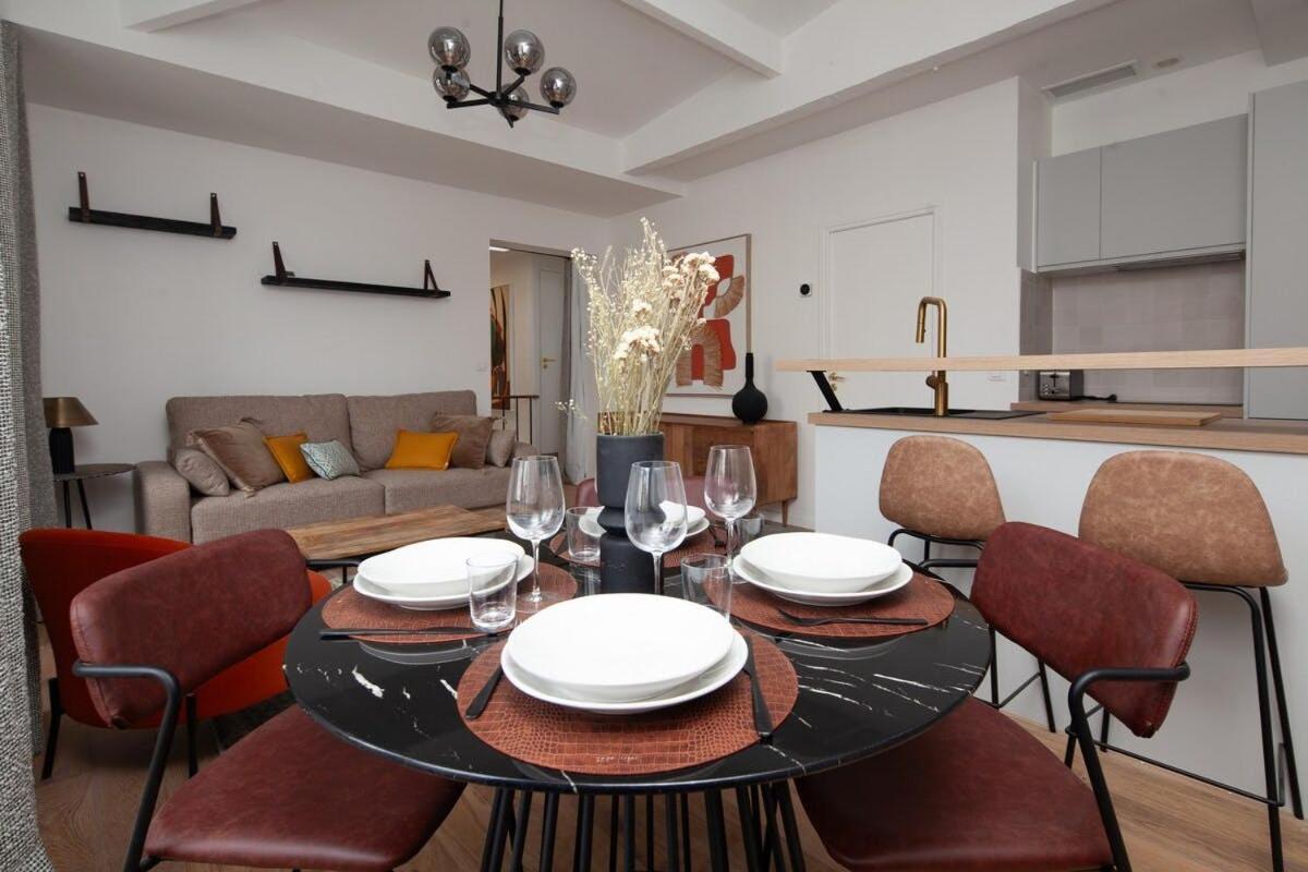 15 - Tour Montparnasse - Bd Pasteur - 2 Pieces Apartment