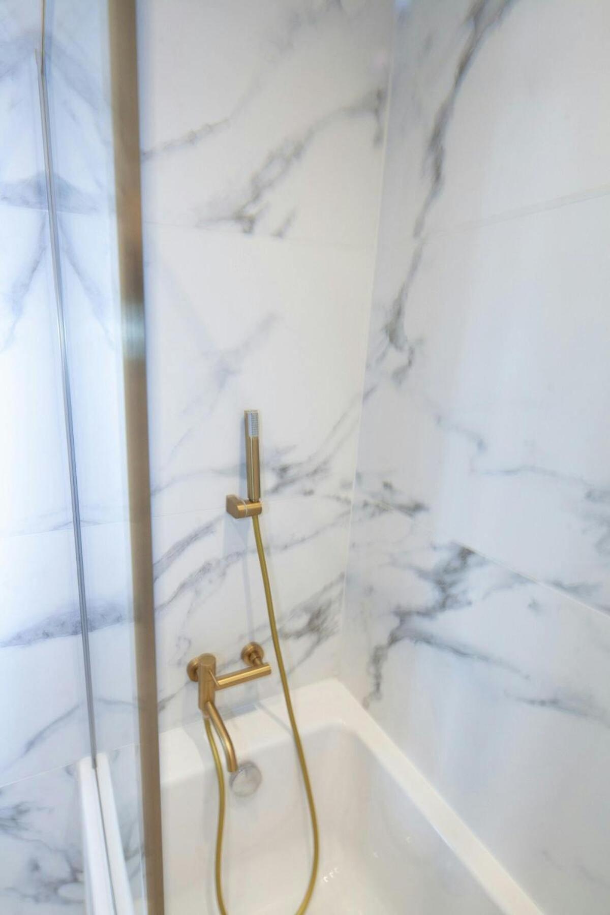 15 - Tour Montparnasse - Bd Pasteur - 2 Pieces Apartment