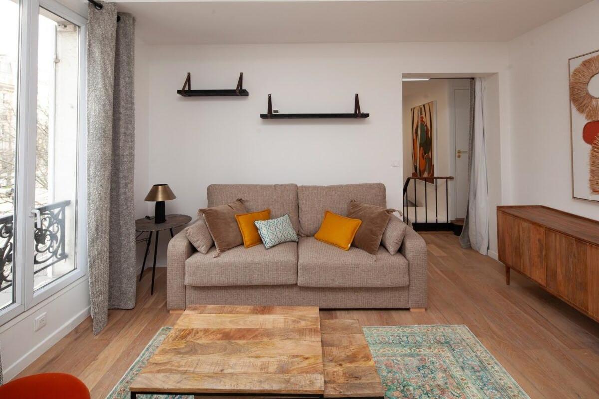 Apartment 15 - Tour Montparnasse - Bd Pasteur - 2 Pieces *