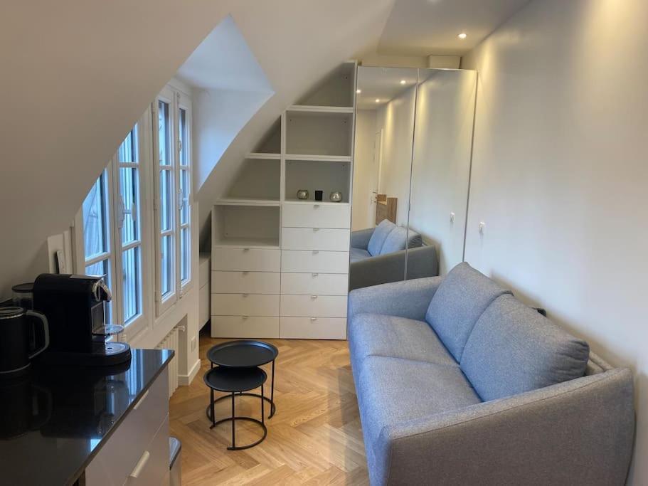Parisien Avec Vue, Au Coeur Du 7e Arrondissement Apartment Paris