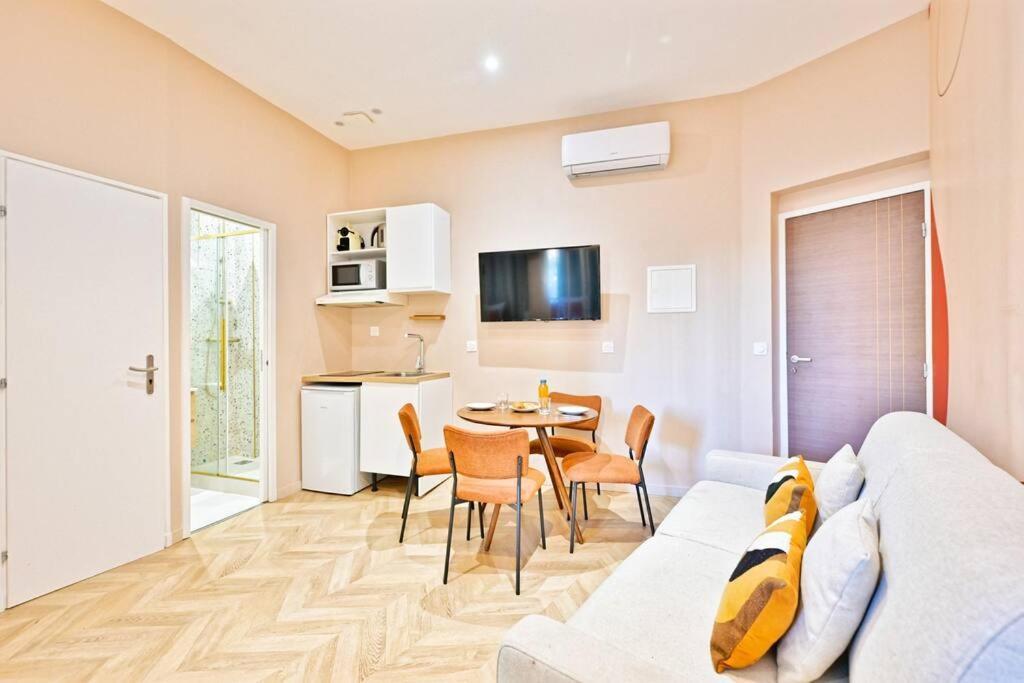 Apartment Avenue De Villiers - Iv Paris