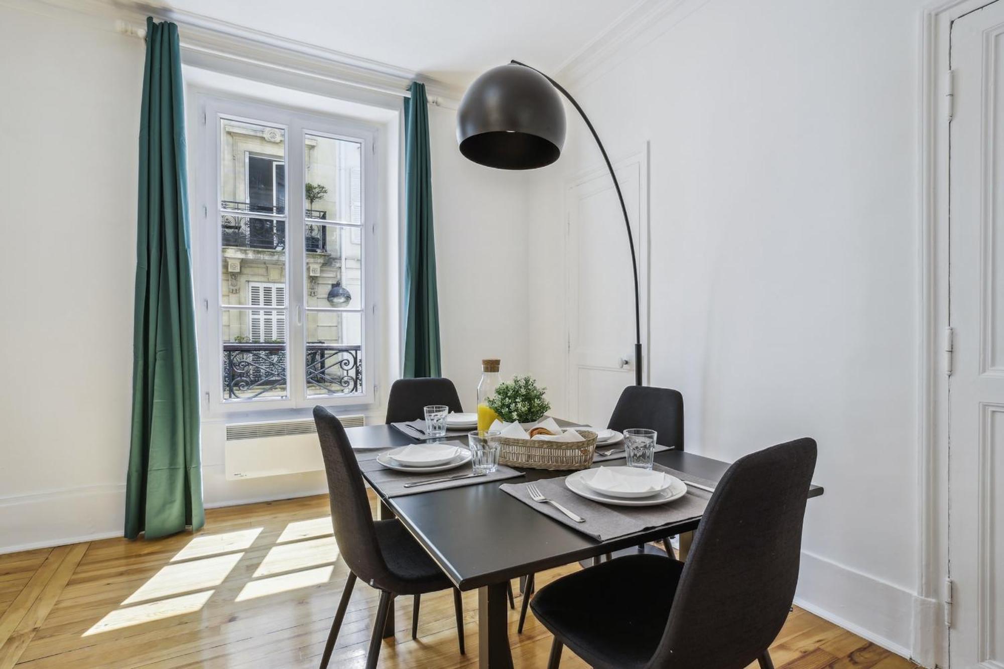 Eiffel Tower & Trocadero - 1br - Cityapartmentstay Apartment
