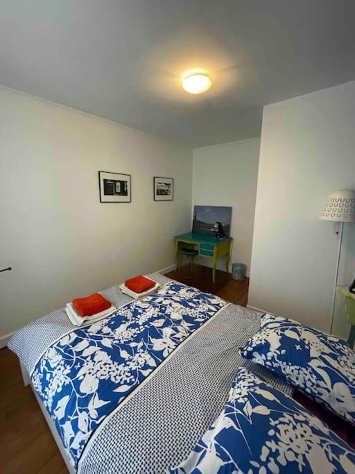 Spacious And Convenient 2 Bedroom Flat In Centre Apartment *