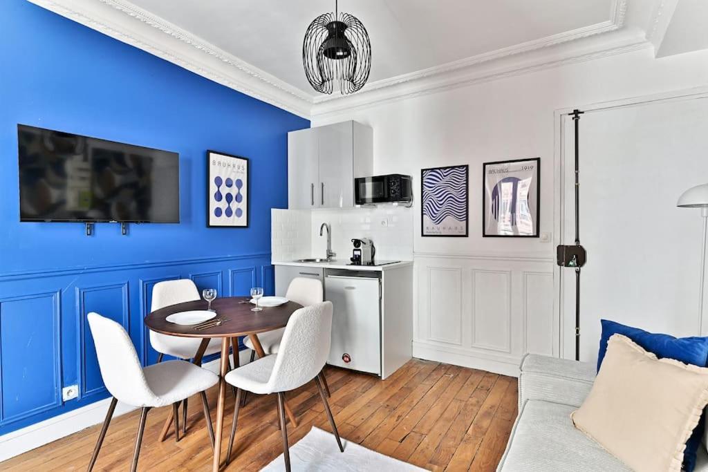 Apartment Paisible Centre De - Bleu - Ii Paris
