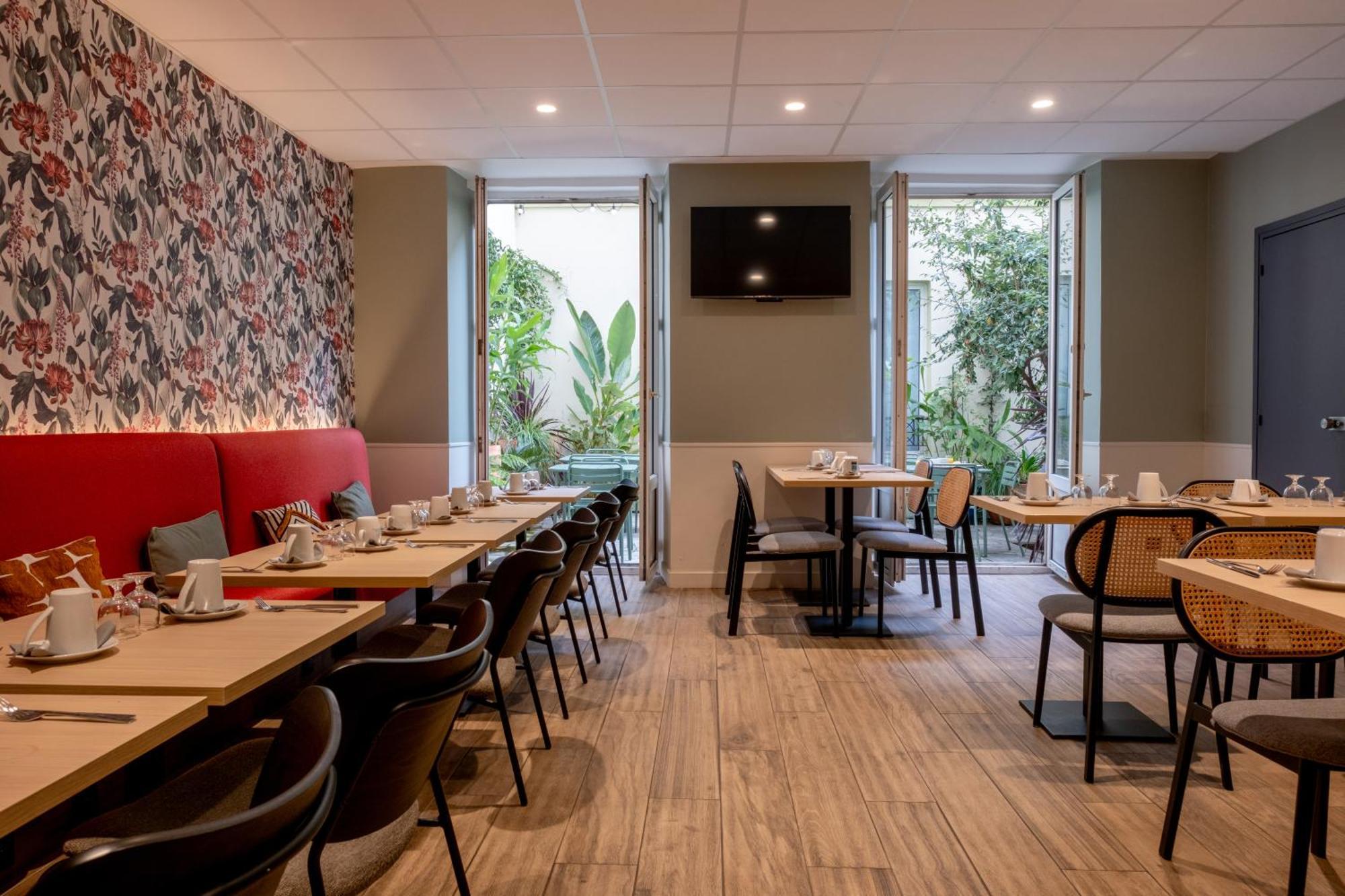 Hotel Kyriad 10 - Canal Saint Martin - Republique Paris