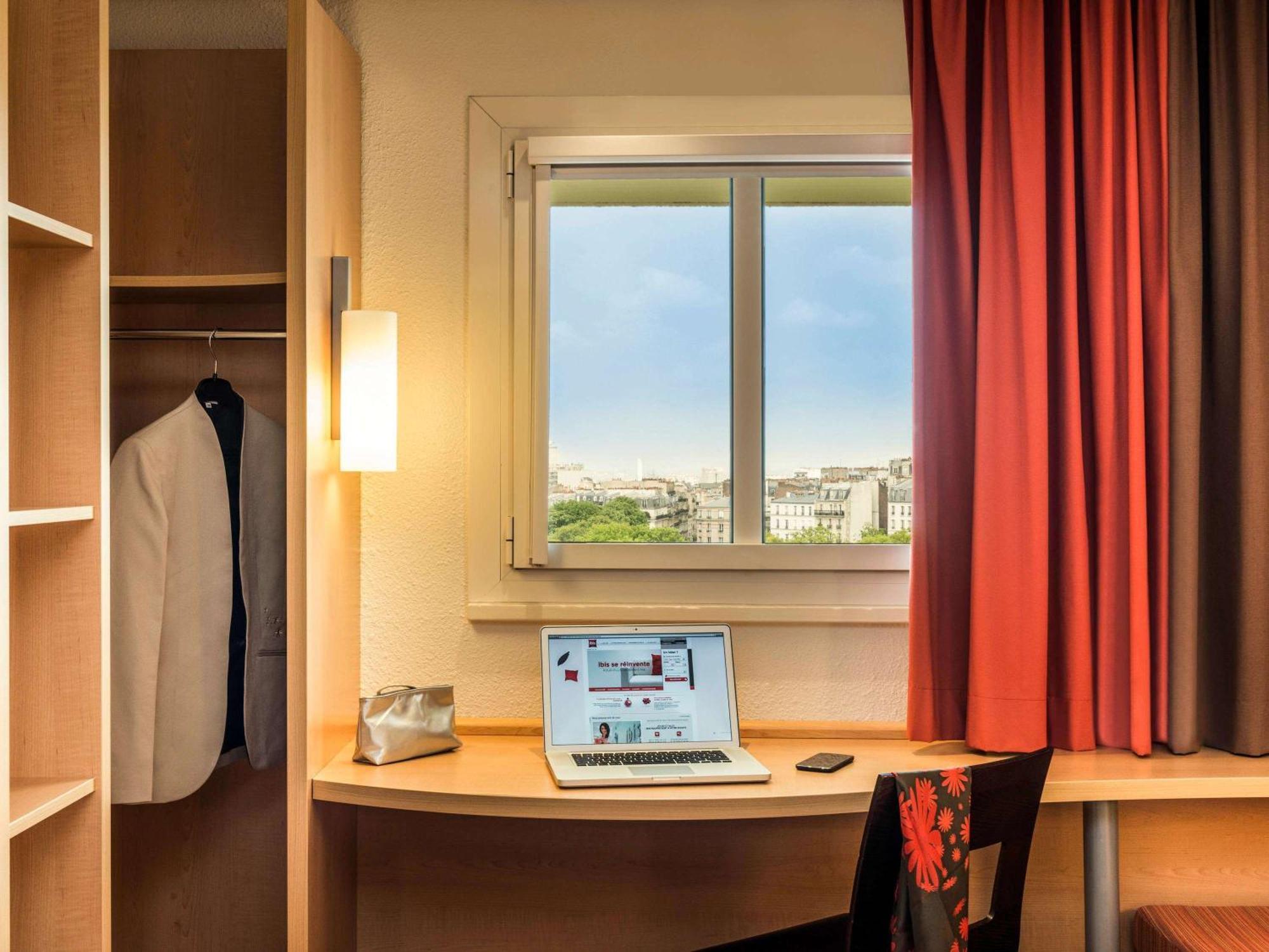 Ibis Montmartre 18ème Hotel Paris