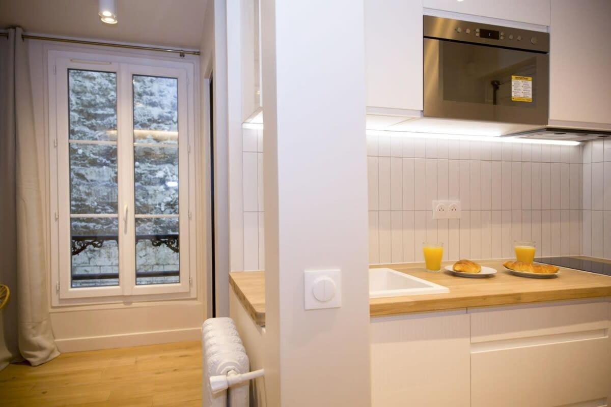 Fonctionnel Et Moderne Place Clichy - 2p - Flat-guest Apartamento