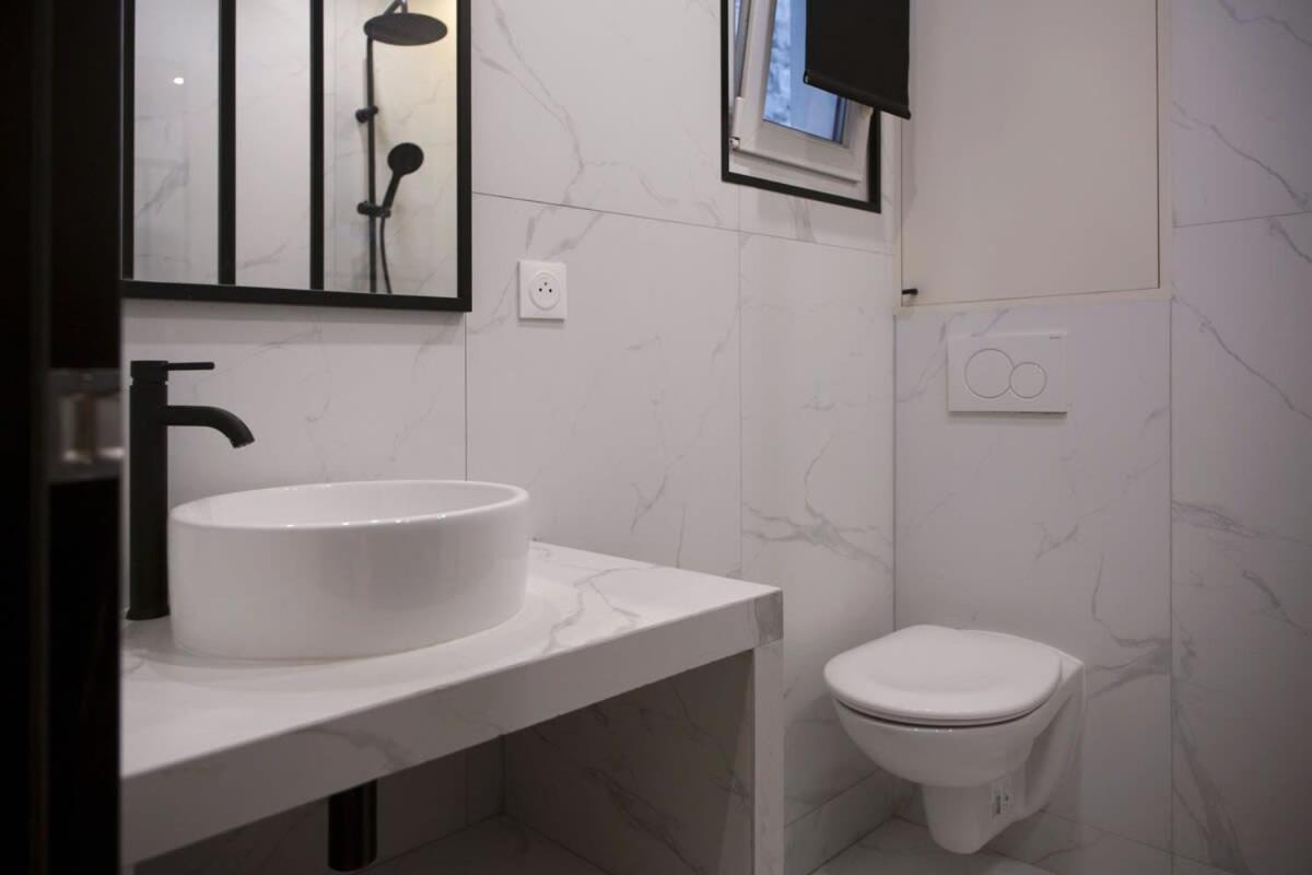 Fonctionnel Et Moderne Place Clichy - 2p - Flat-guest Apartamento