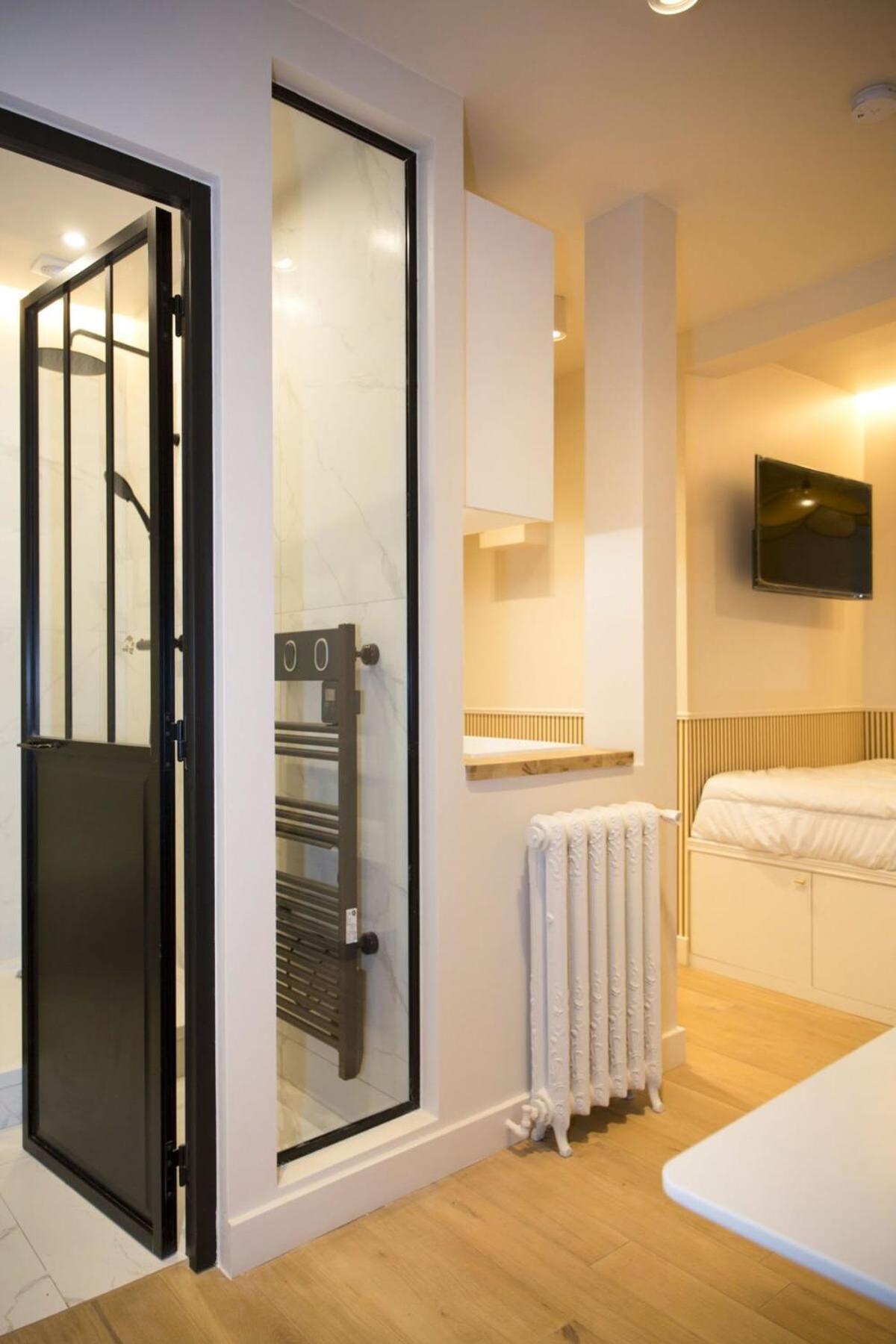 Fonctionnel Et Moderne Place Clichy - 2p - Flat-guest Apartamento Paris