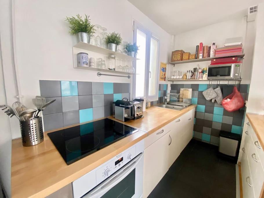 Apartment A Little Piece Of Heaven Canal Saint-martin Paris