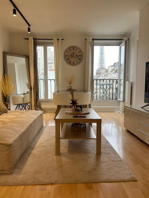 Vue Tour Eiffel Trocadero Apartment