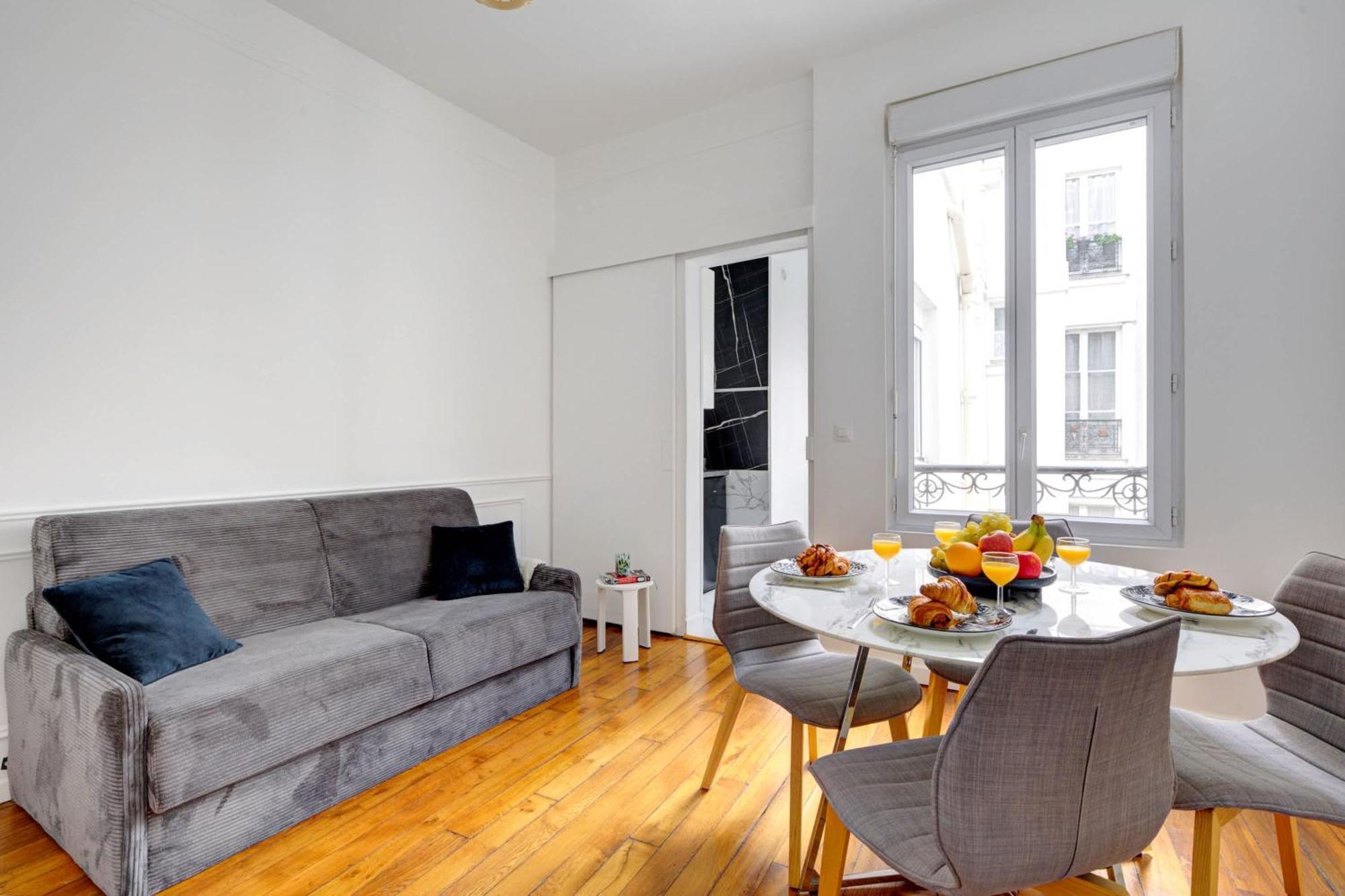 Apartment Notre Dame & Seine - Latin Quarter - 1br - Cityapartmentstay *