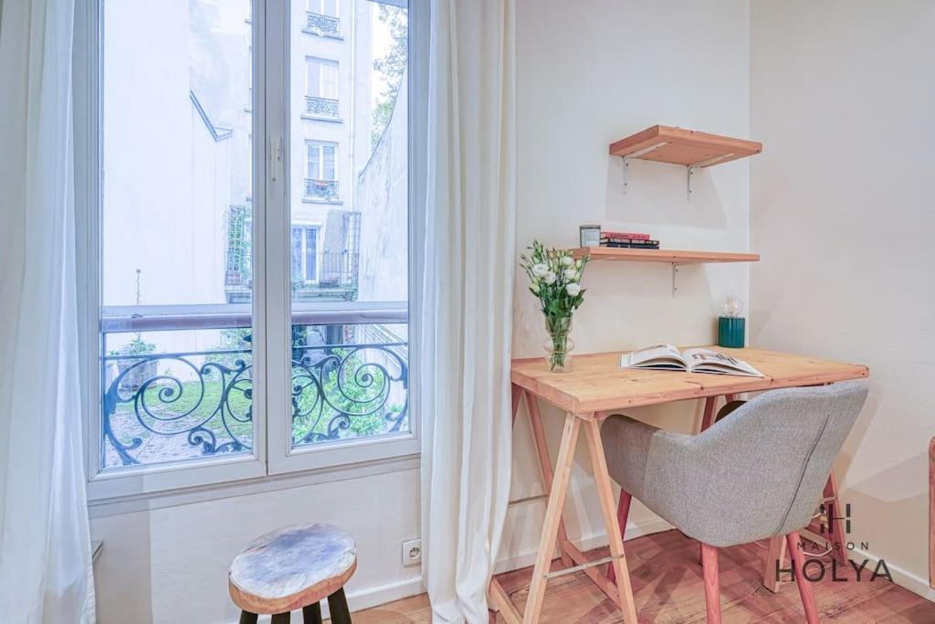 Le Studieux - A Oberkampf - 82B * Paris