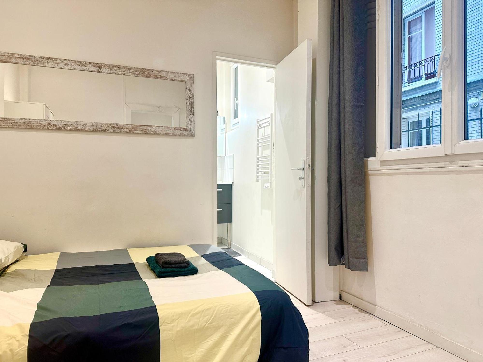 Bright And Cozy In Lamblardie Apartamento