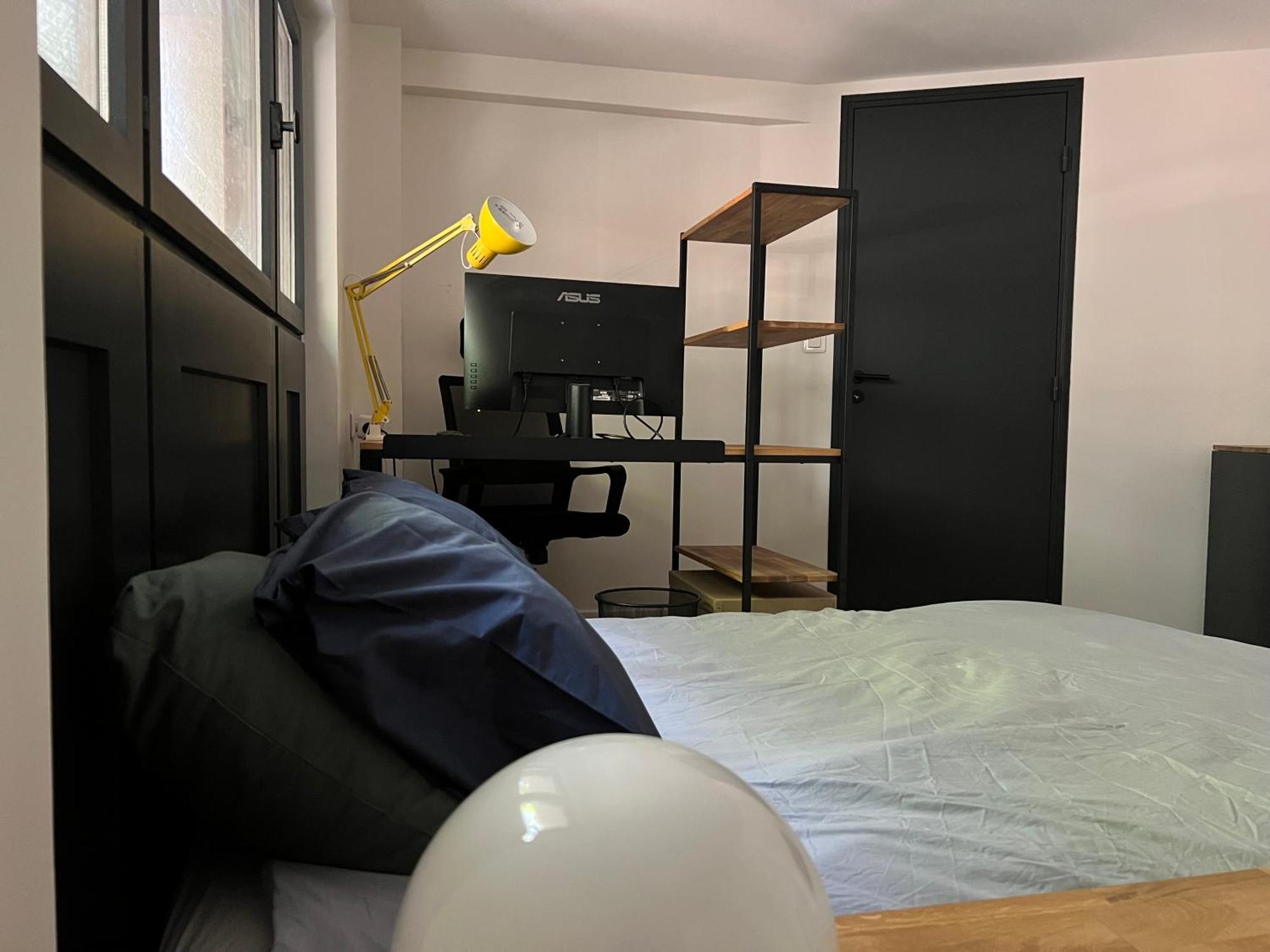 Buttes Chaumont Buttes Chaumont Homestay