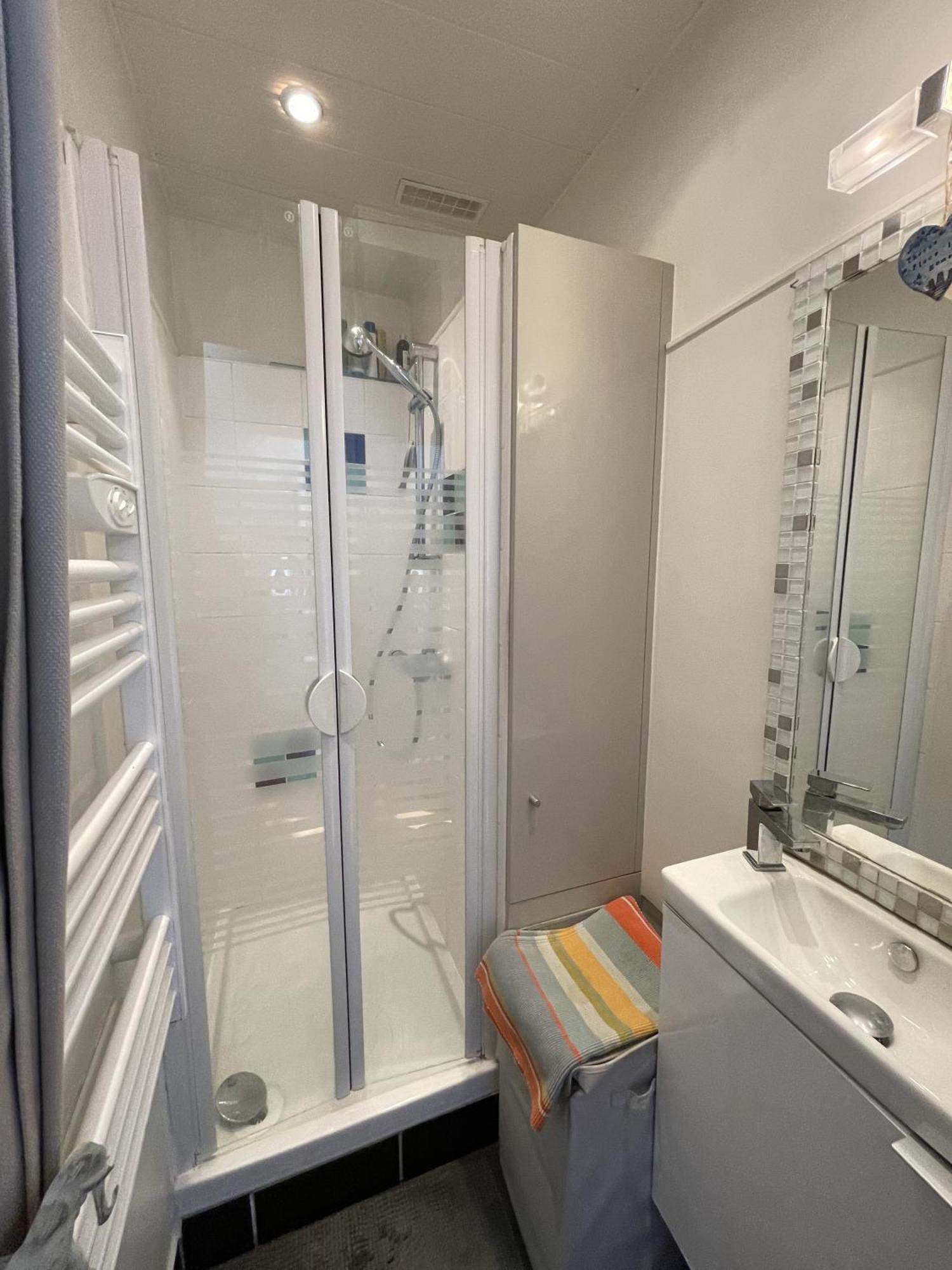 Apartment Sunny, Quiet 2-room Apartment, 15th - Montparnasse
