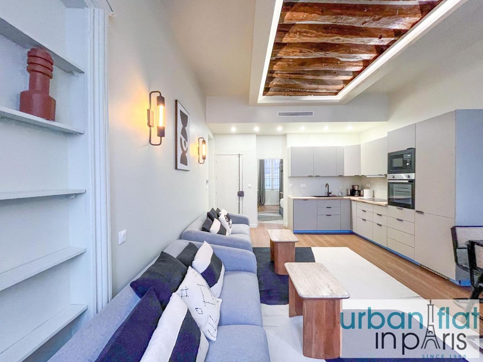 Apartment Urban Flat 188 - Stunning 4 Bedroom Flat In *