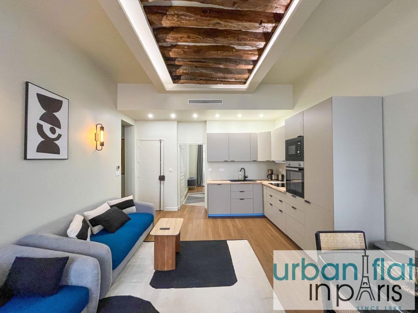 Apartment Urban Flat 188 - Stunning 4 Bedroom Flat In