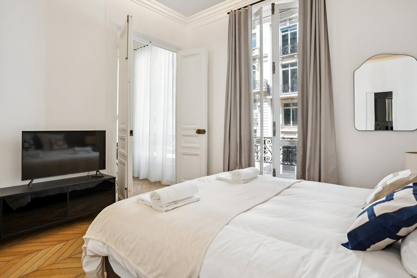 307-suite Serbie - Superbe A Appartement Paris