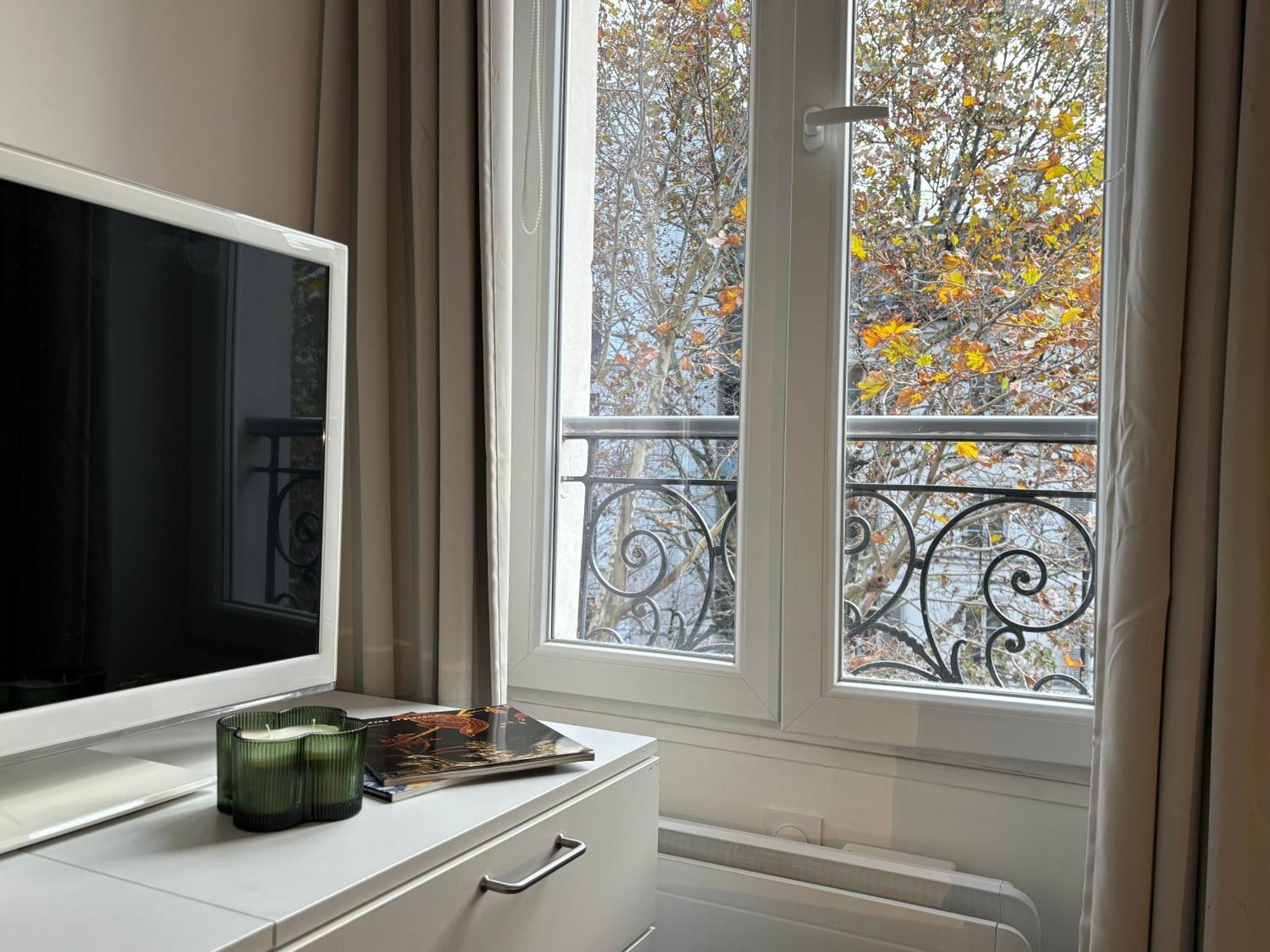 Appartement Clichy Getaway - C70 Paris