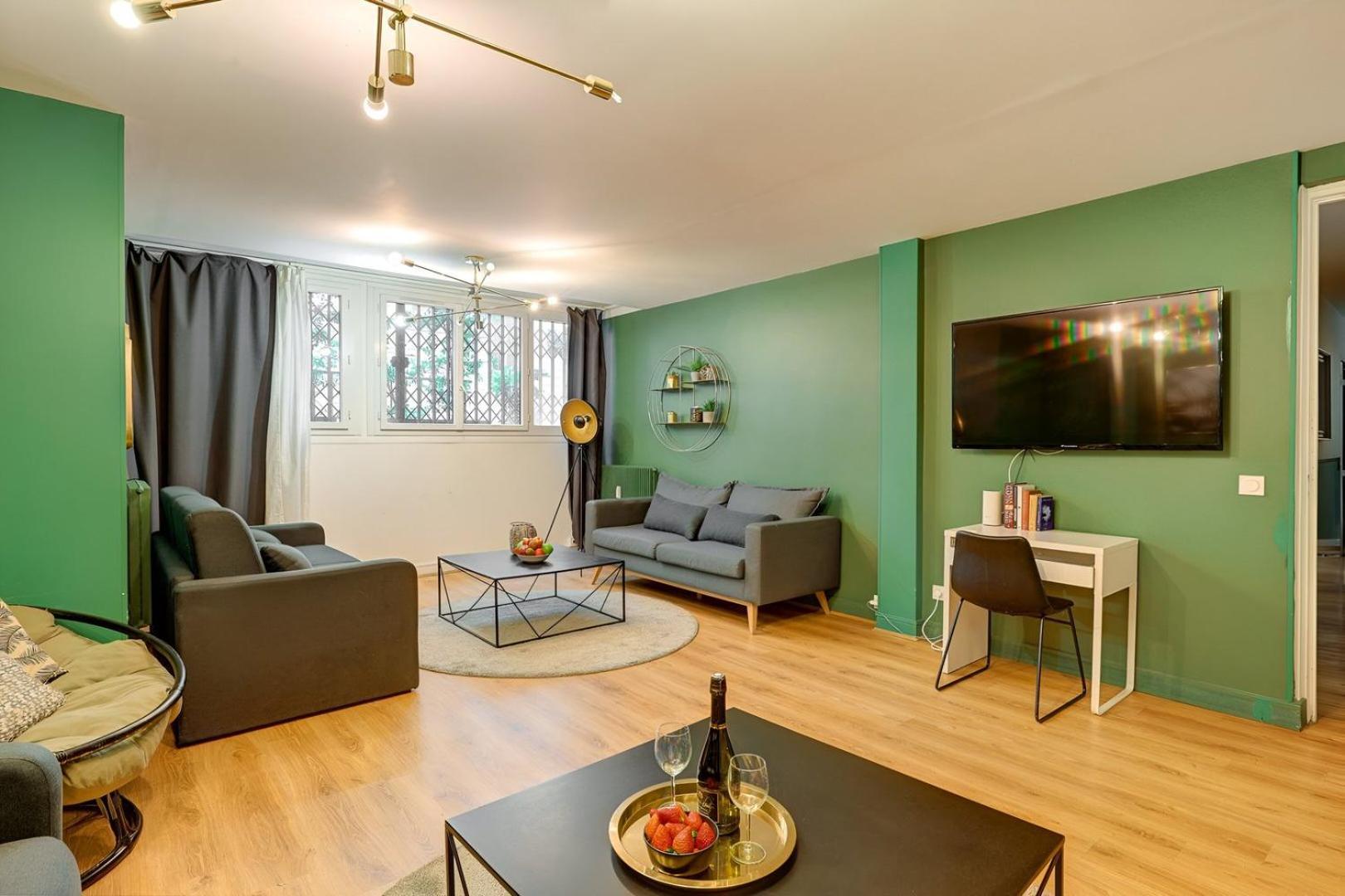 370 Anthony - Superbe A Appartement *