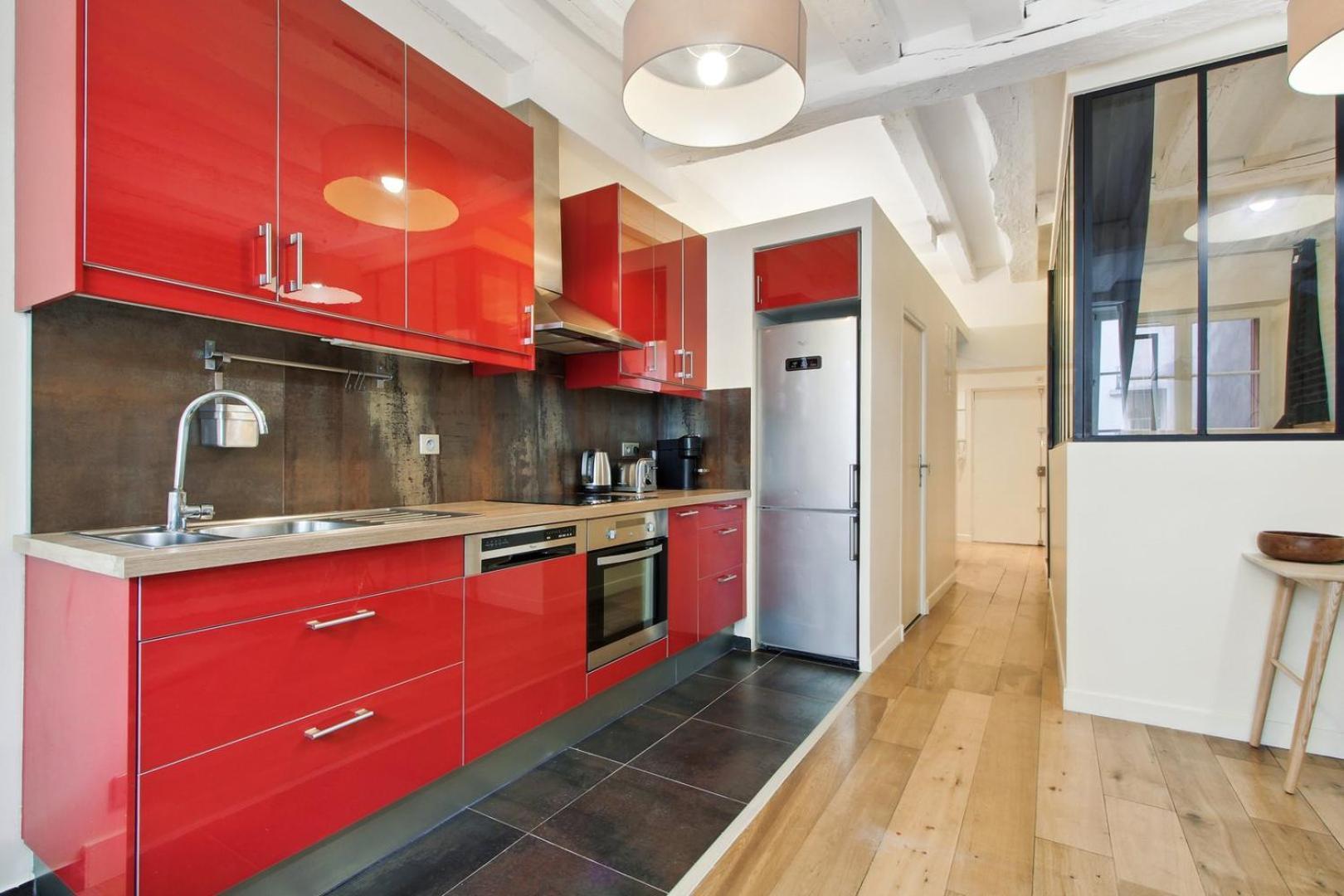 256 Rosiers - Superb In Paris. *