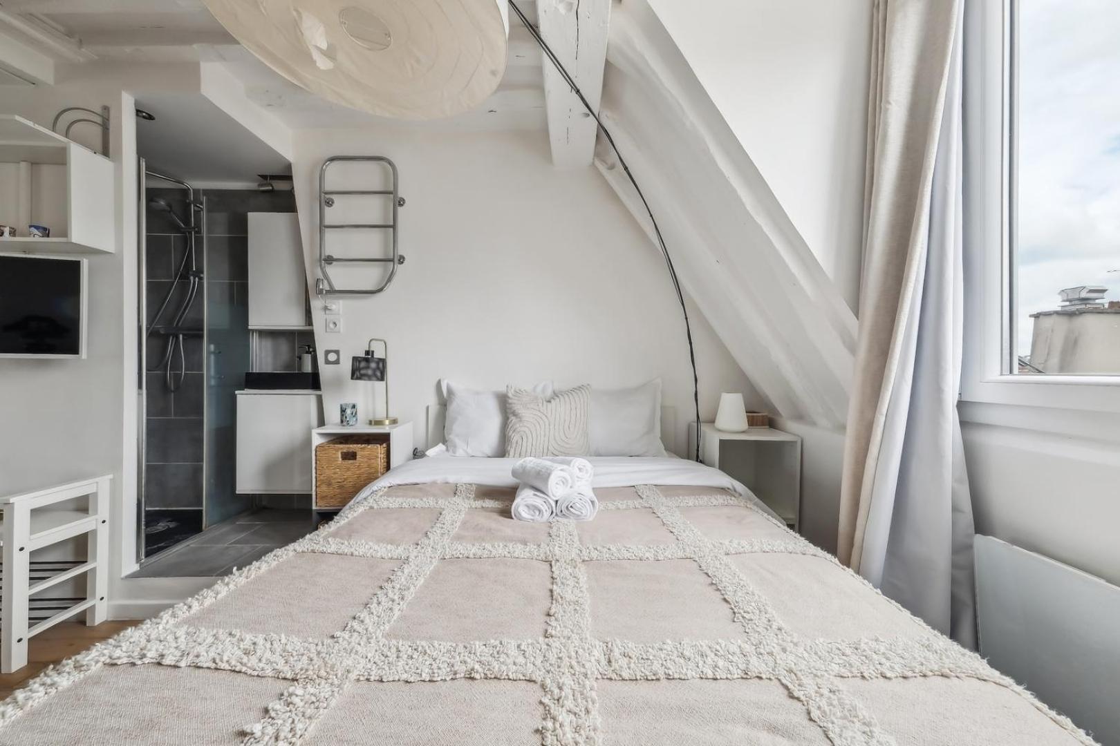 Bnbnook - Chic - Steps From Les Halles & The Louvre Paris