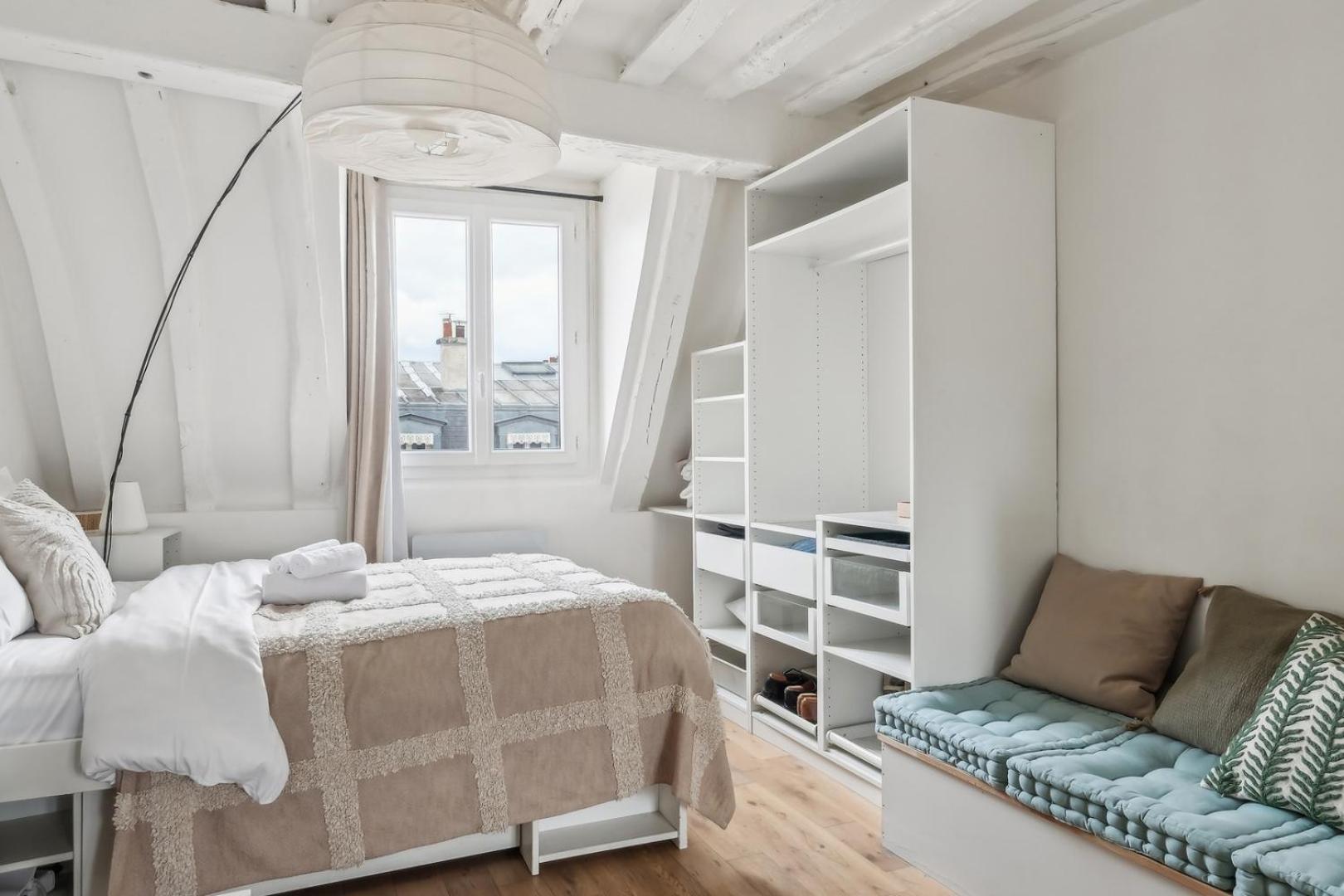 Apartment Bnbnook - Chic - Steps From Les Halles & The Louvre *