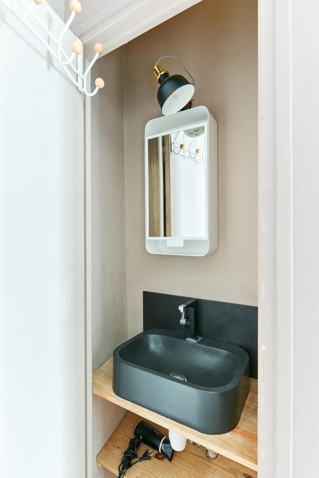 Bnbnook - Modern For 4 - Walk To Pompidou & Louvre * Paris