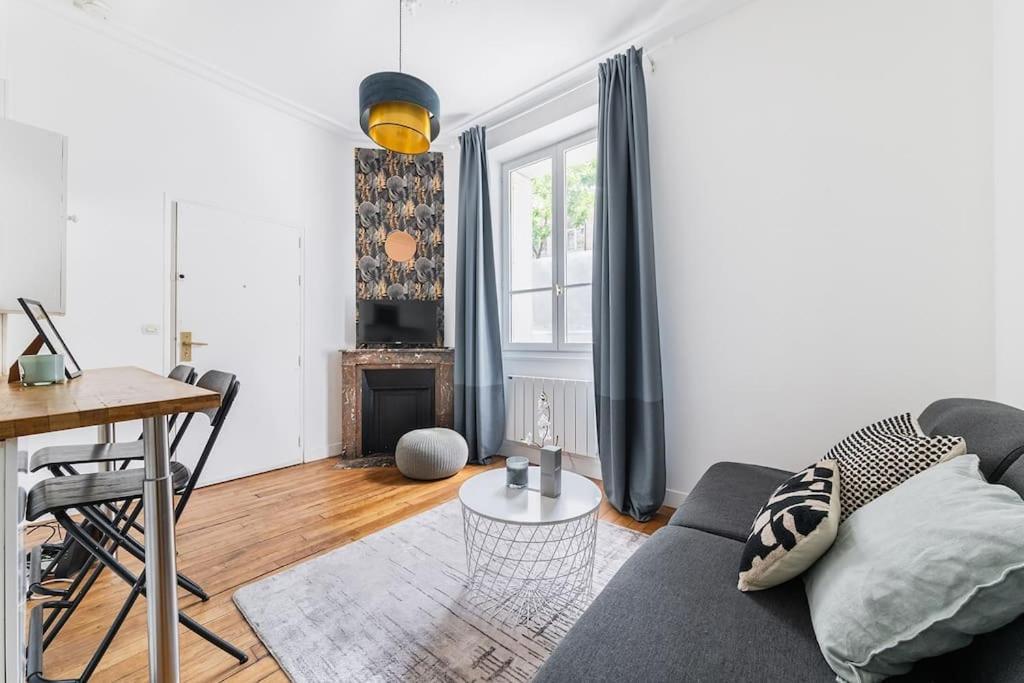 Tolbiac Apartment *