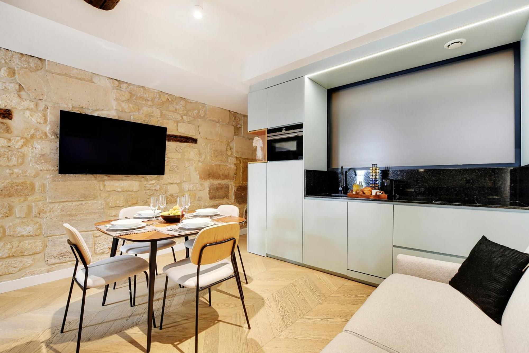 Sereners - Charming Serviced - Place Des Vosges Appartement Paris