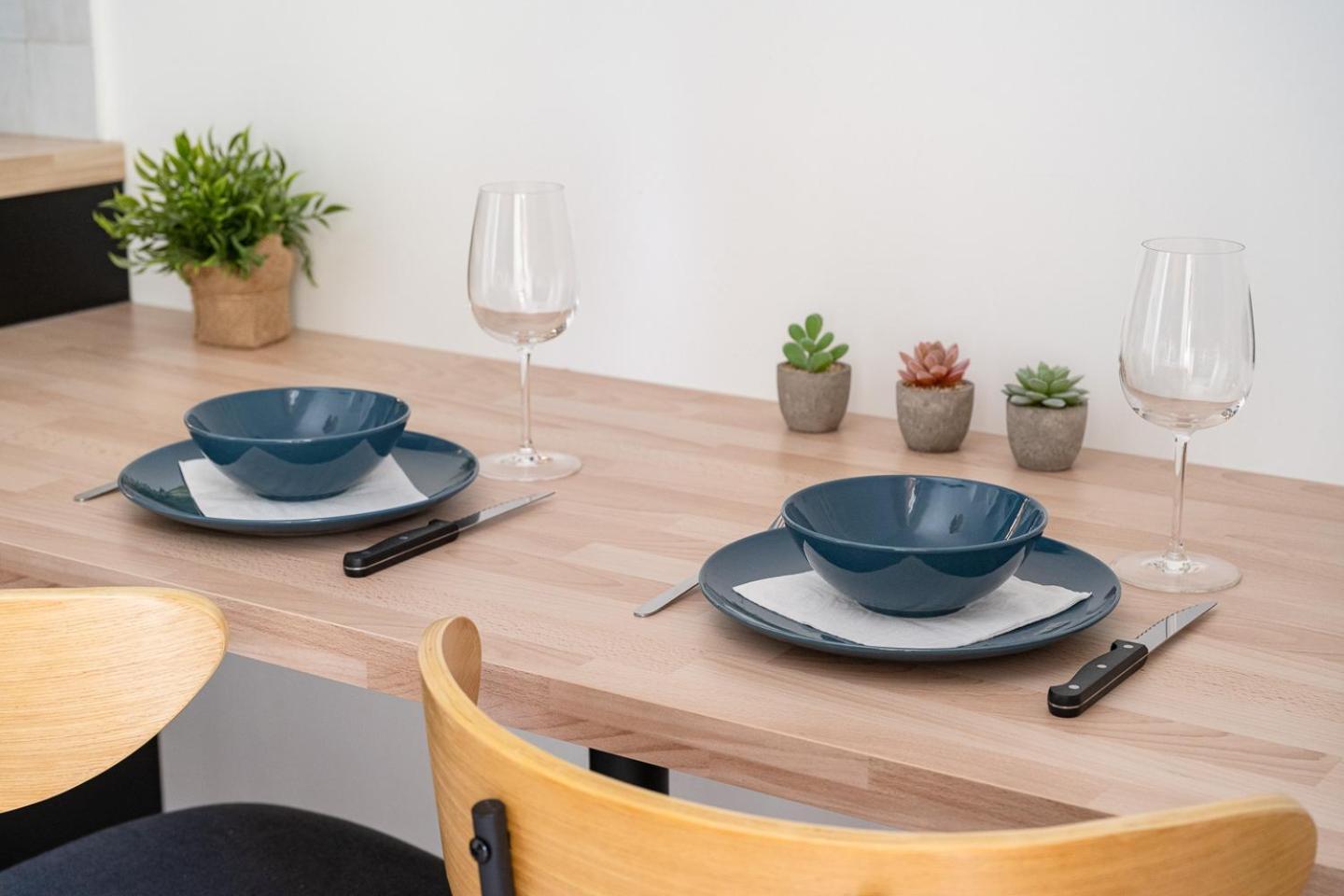 Apartment Renove Avec Balcon Pres Des Champs-elysees
