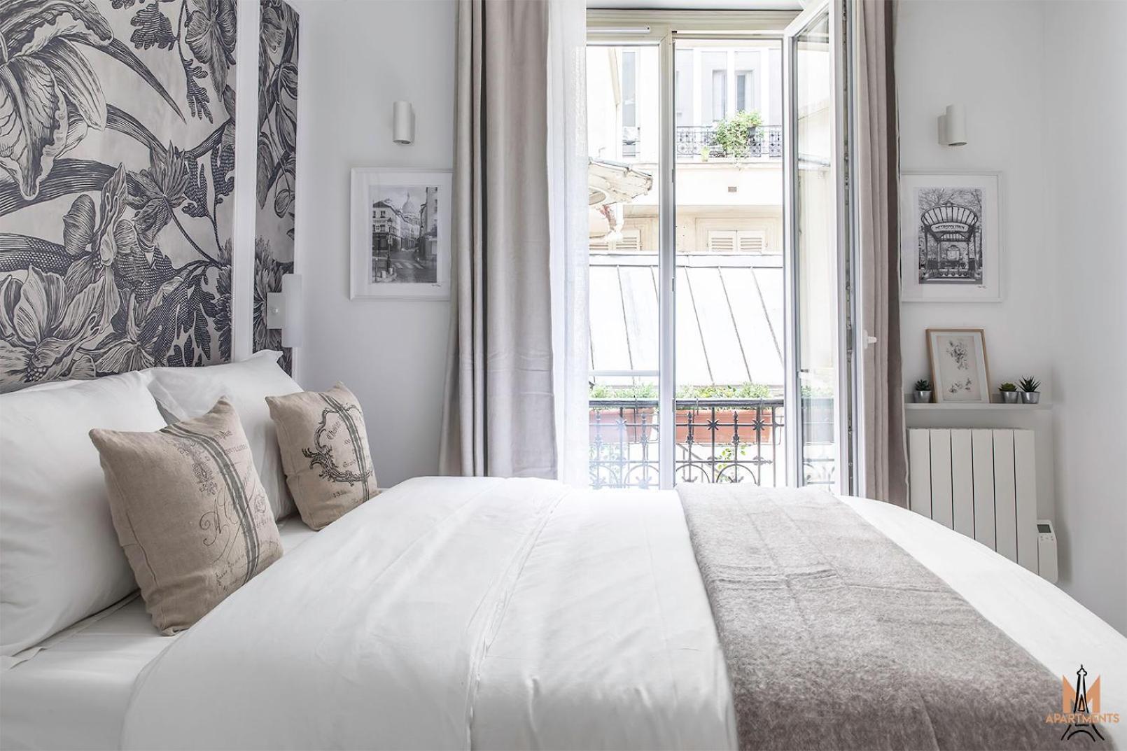 Montmartre Chagall Apartment Paris