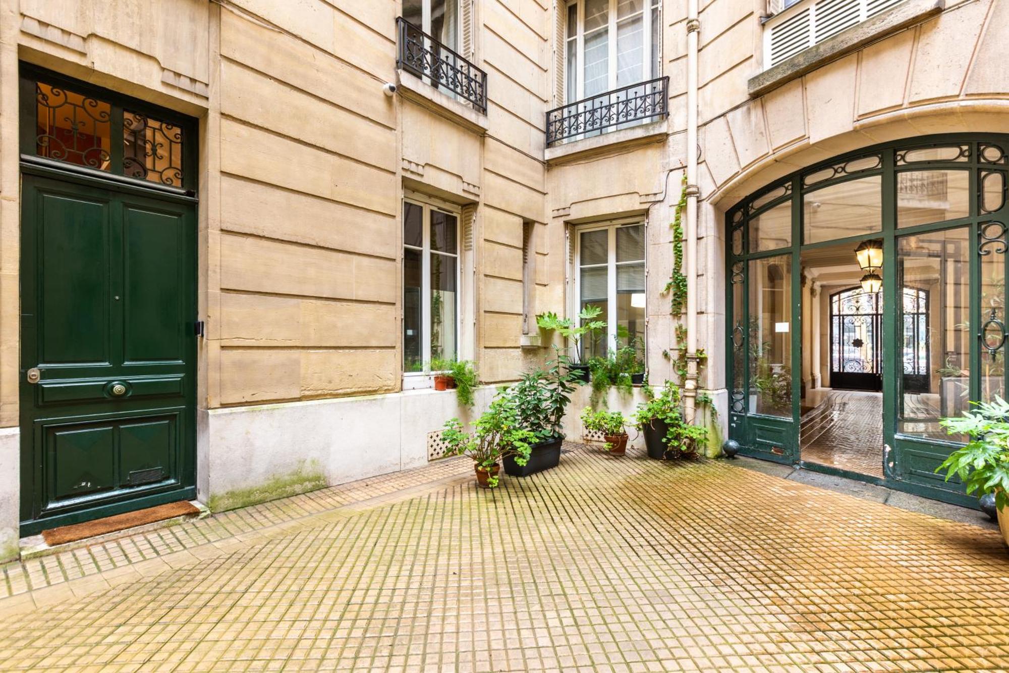 Appartement Bourdonnais Paris