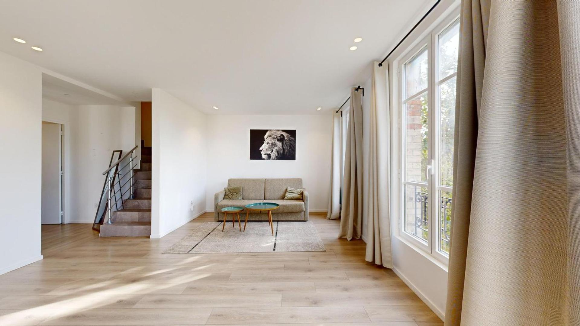 157 Sacha - Superbe Duplex A Apartment