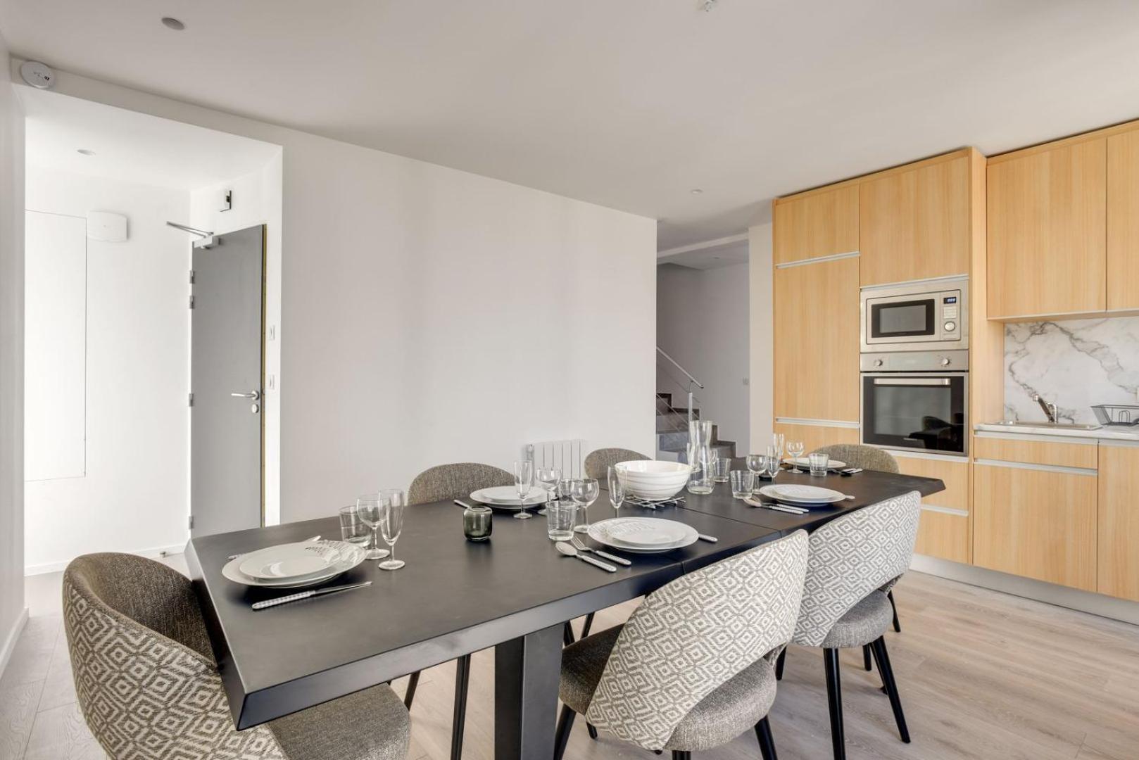 157 Sacha - Superbe Duplex A * Paris