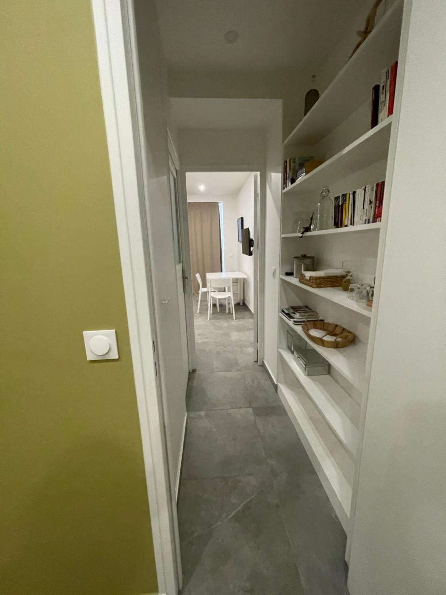 Apartment Chez Les Artistes De Menilmontant