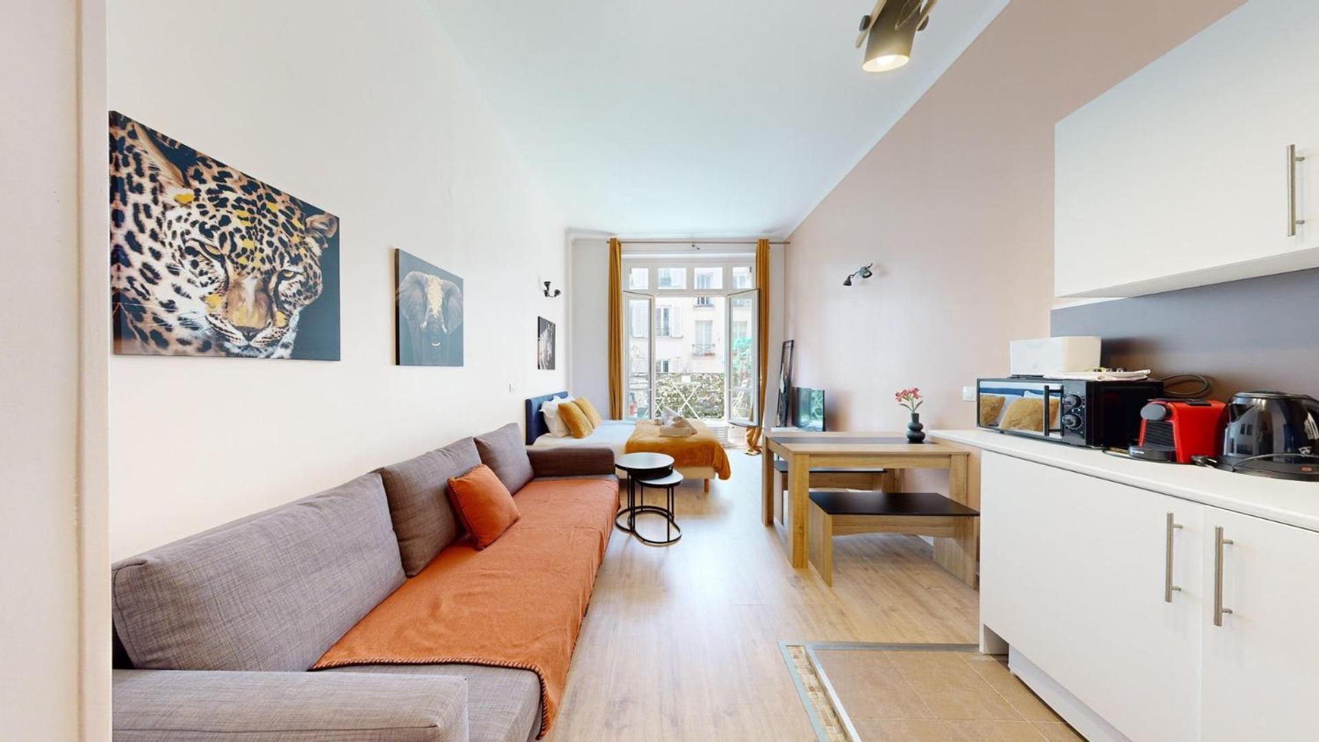 252 Majestic - Superbe A Paris
