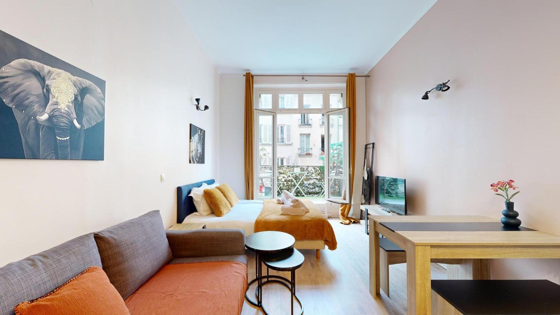 252 Majestic - Superbe A Paris