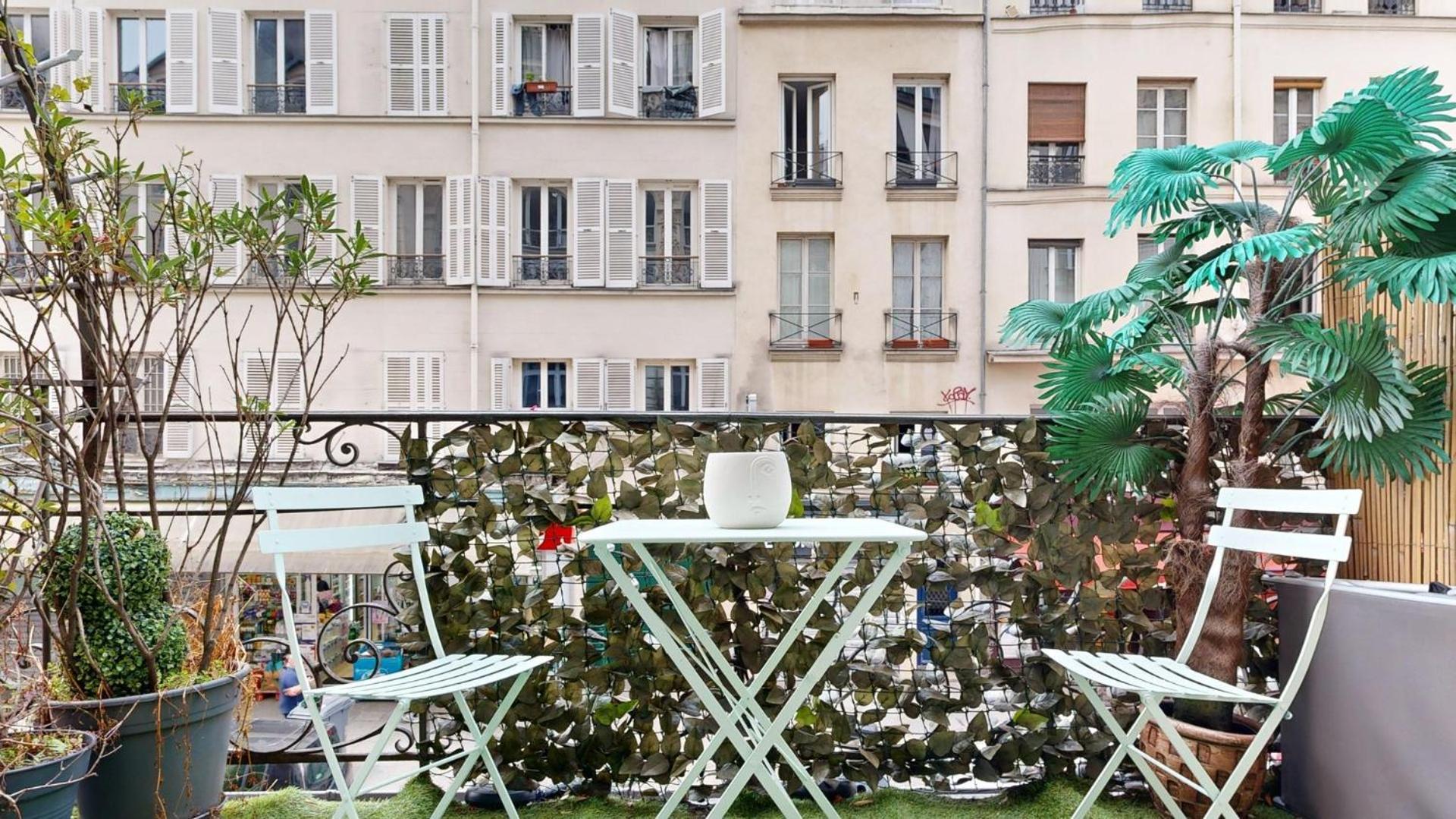 252 Majestic - Superbe A Paris