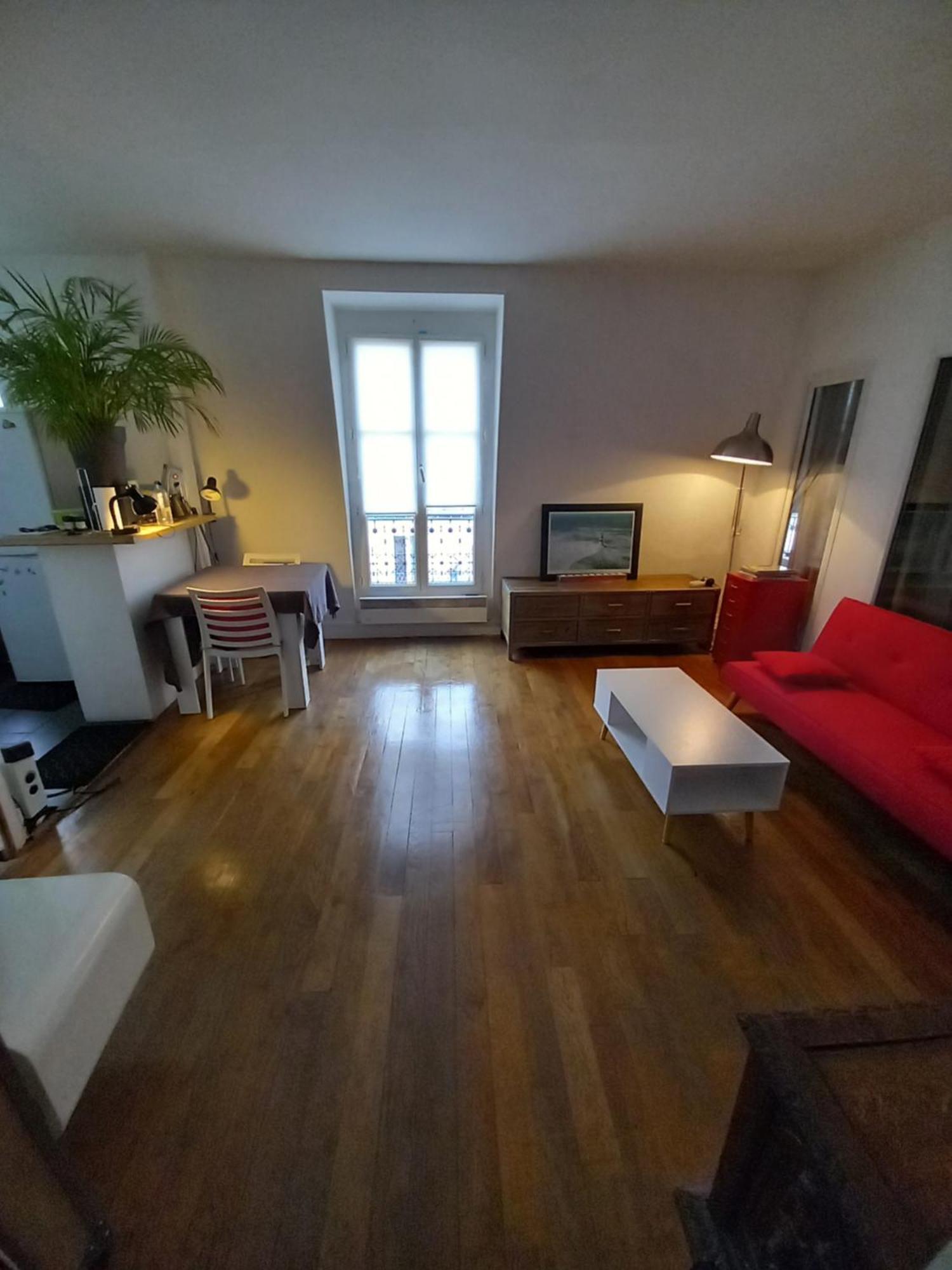 Apartment Batignolles Pour 2 Pers Paris