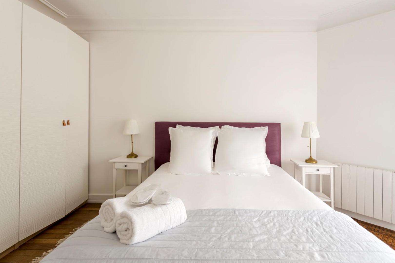 Porte Versailles 1bdr Paris