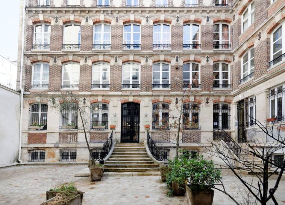 Apartment M2- Modern Loft In Le Marais, Bright And Comfortable Paris
