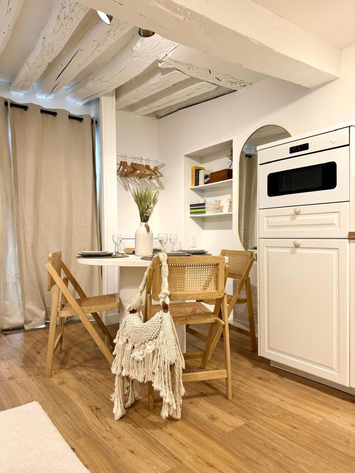 Apartment Saint Germain Des Pres Bon Marche By Prestige Paris