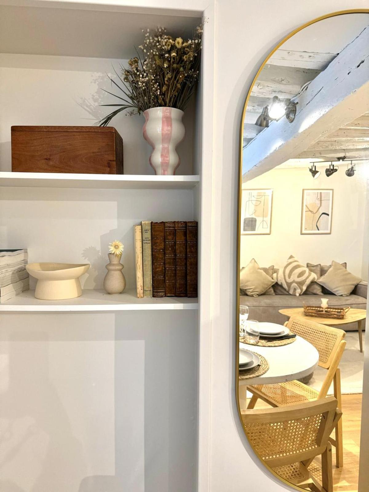 Saint Germain Des Pres Bon Marche By Prestige Apartment