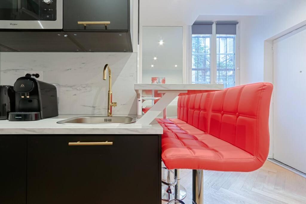 Mykeypers - Stylish & Luxury Duplex 2br-8p - Le Marais Apartment