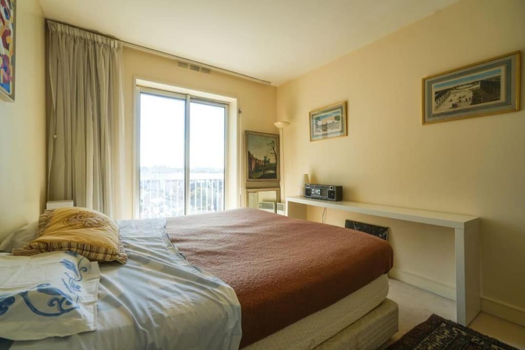 Beautifully Designed 1br With King Size Bed Apartment *