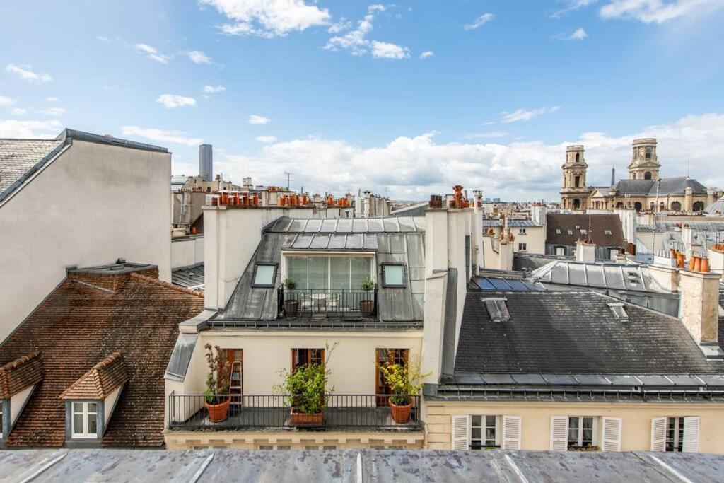 Heart Of Saint-germain Only 3 Minutes From The Amaizing Luxembourg Gardens Apartment *
